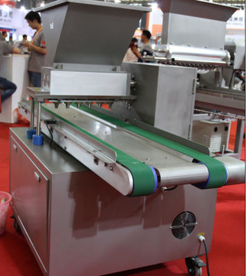 購入 300 - デルタPLCのタッチ画面が付いている600 Trays/Hrのケーキの預金者機械サーボ モーター オンライン製造