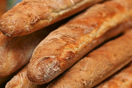 購入 baguette1200のための完全な自動パンの生産ライン- 2つの冷却トンネルとの54000 PC/Hr オンライン製造