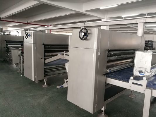 購入 職人の塊のパンのための完全な1200kg/Hrバゲットの生産ライン オンライン製造